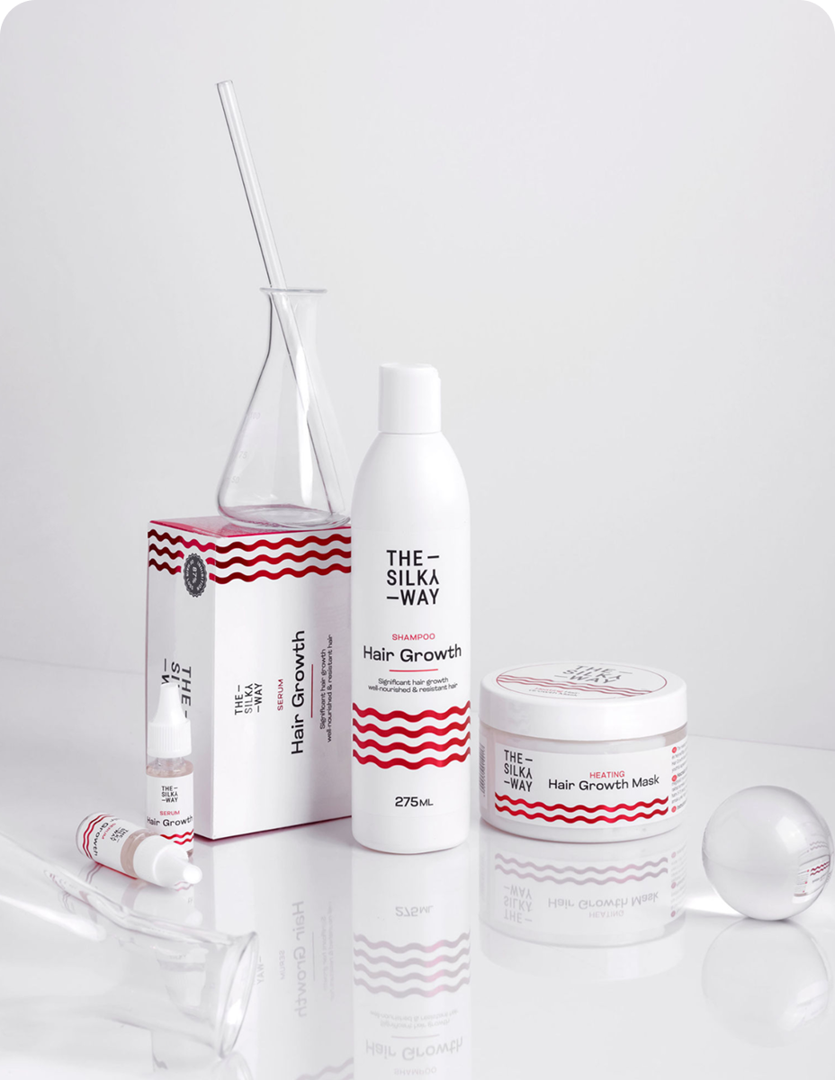 TheSilkyWay Hajregeneráló Sampon, Kondicionáló, Maszk és Miracle Hajregeneráló Víz rózsaszín háttérrel